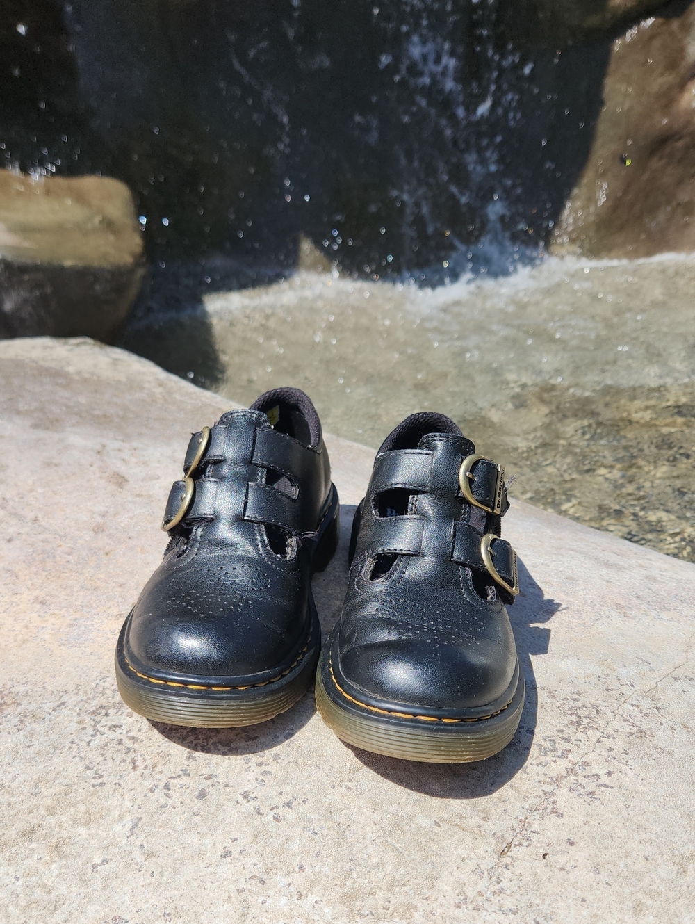 Kids Dr. Martens Black Double-Buckle Velcro Leather Shoes